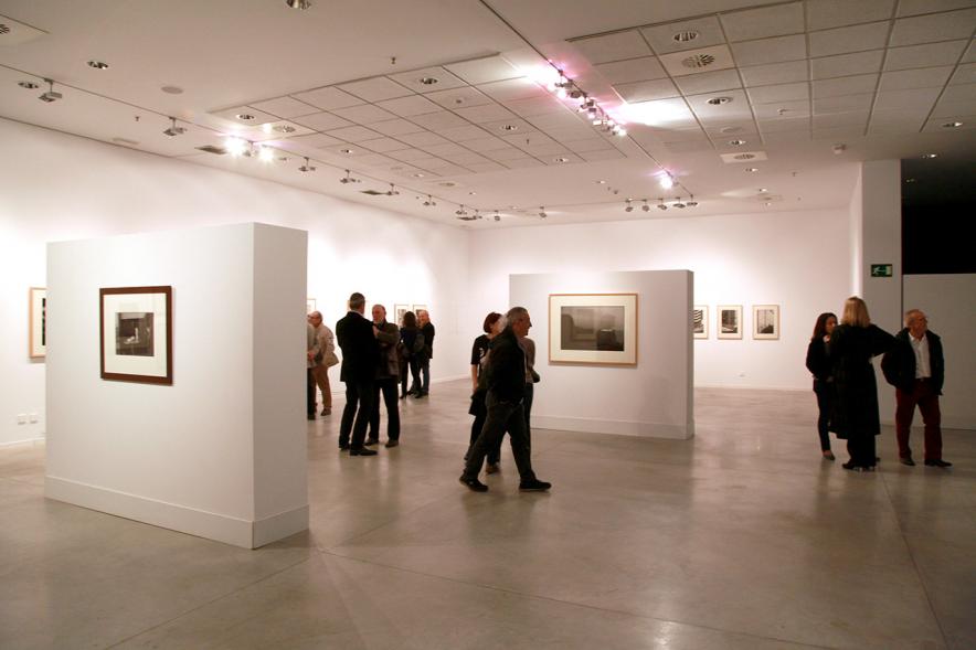 Inauguración de la Exposición "Lisboa Revisitada" de Manuel Sonseca - Panorámica de la exposición.
