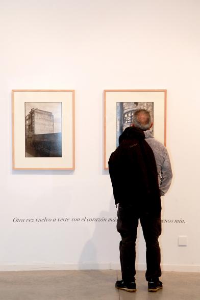 Inauguración de la Exposición "Lisboa Revisitada" de Manuel Sonseca -  Visitantes a la exposición.