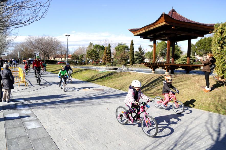 Participantes. Marcha en Bici por la Paz.