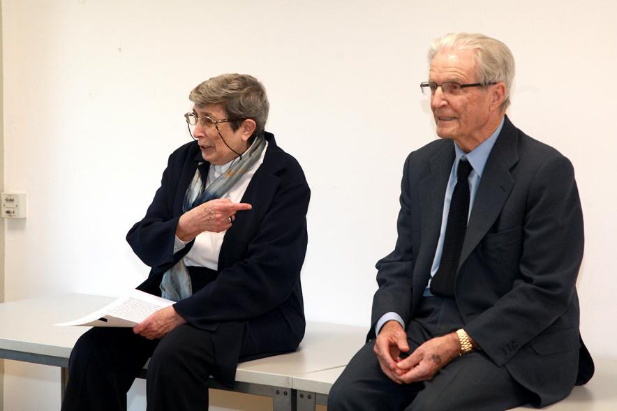 Expo y Charla Historias que Cambian la Historia de la Fundación Mary Ward - Los dos expertos. 