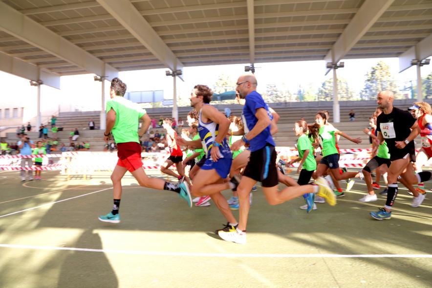 Vª Carrera Solidaria Fundación Mary Ward - Imagen de momentos de la carrera.