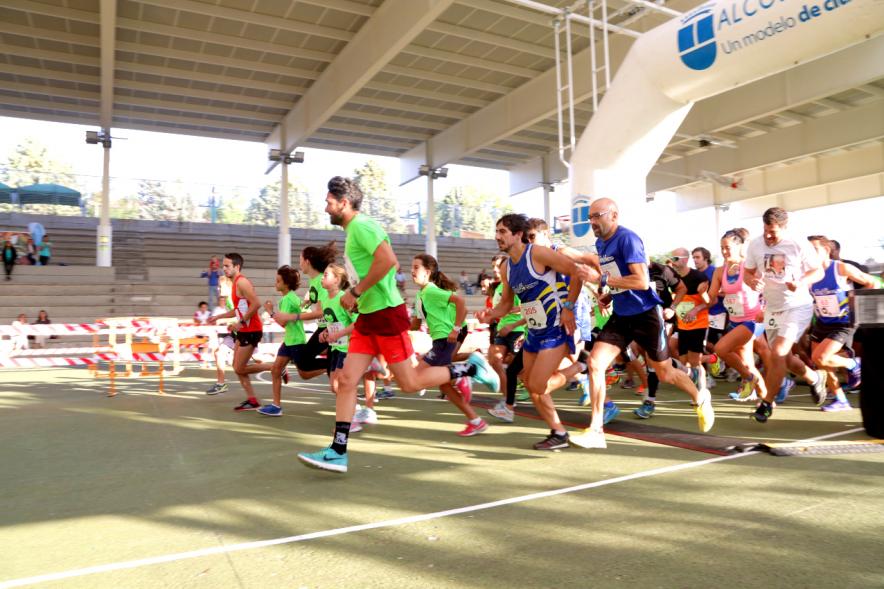 Vª Carrera Solidaria Fundación Mary Ward - Imagen de momentos de la carrera.