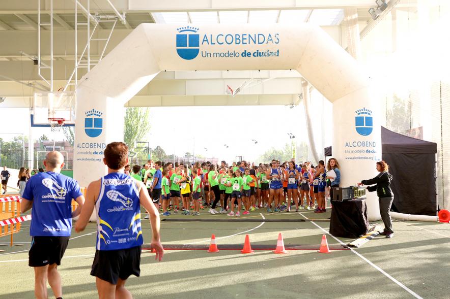 Vª Carrera Solidaria Fundación Mary Ward - Participantes de la carrera.