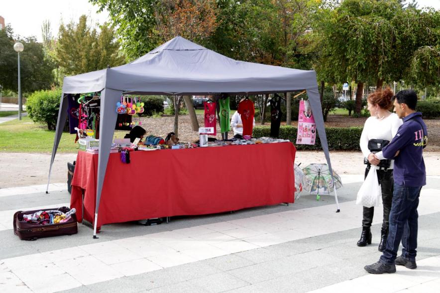 Feria de Adopción de Mascotas - Imagen de uno de los satands.