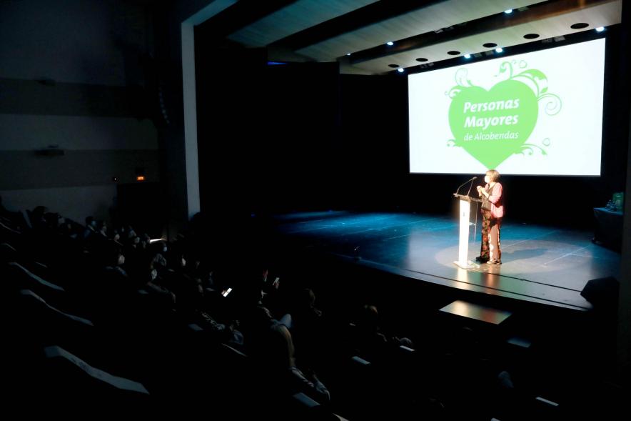 Ponente en el evento.
