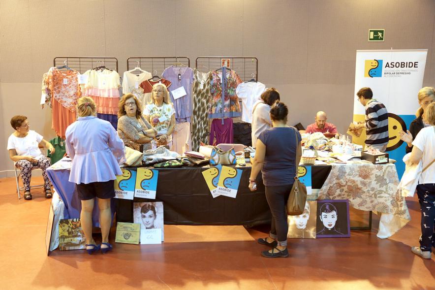 Stand. Mercadillo Asociaciones Solidarias en La Esfera - 2017