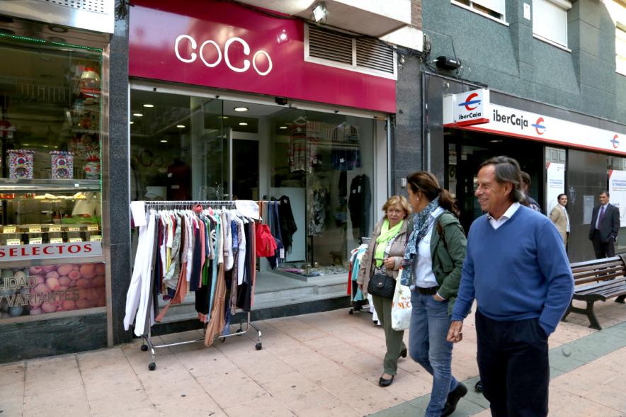 Mercadillo de la Calle Constitución - Visita del alcalde.