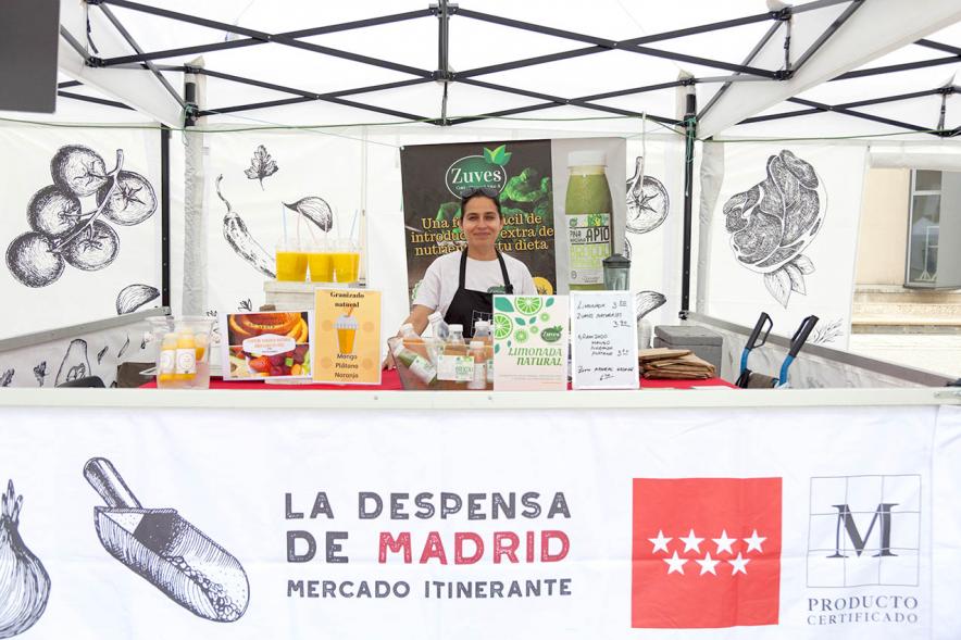 Puesto de bebidas naturales, procedencia Madrid.