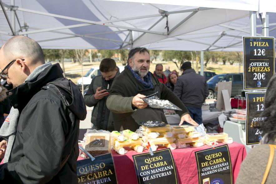 Puesto de quesos. Mercado Agroecológico .