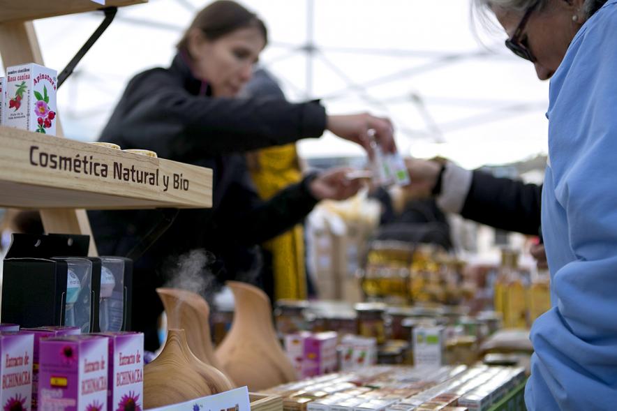 Puesto de cosmética natural. Mercado Agroecológico .