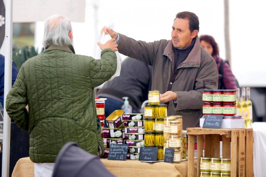 Puesta de conservas. Mercado Agroecológico -2019