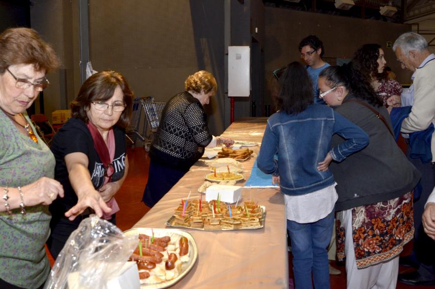 Mercau Astur en La Esfera. Participantes en el evento. 