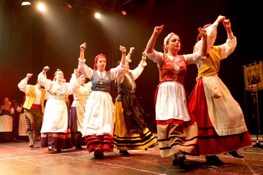 Baile típico. Mercau Astur 2019 