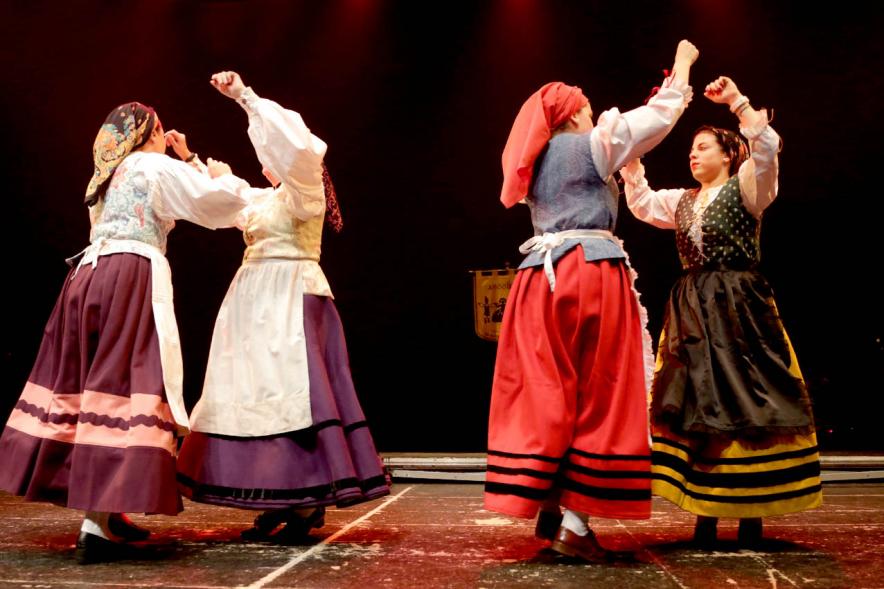 Baile típico. Mercau Astur 2019 
