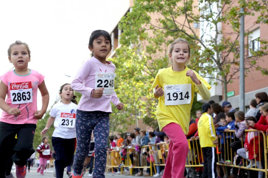 Milla Escolar 2016 -  Los corredores.