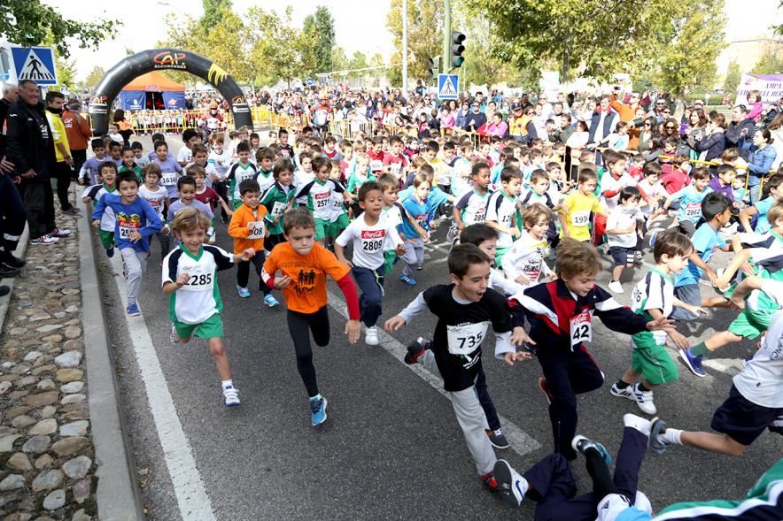 Milla Escolar 2016 - Salida de la carrera.
