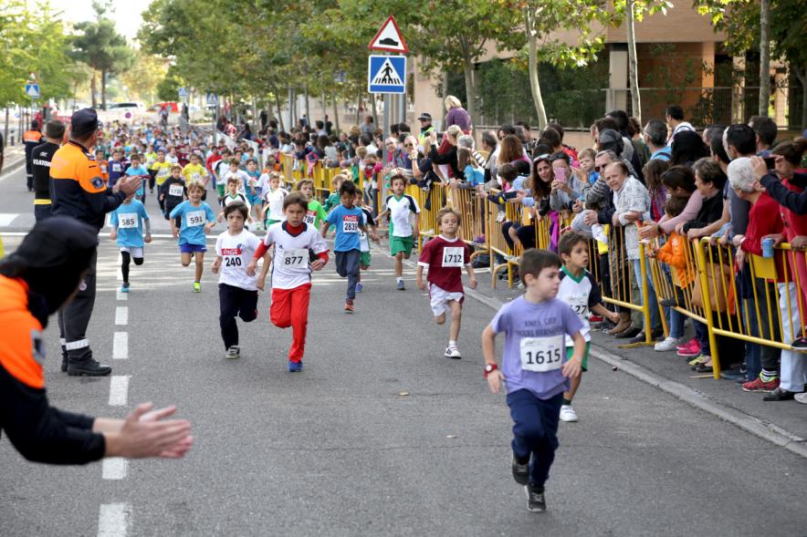 Milla Escolar 2016 - Salida de la carrera.