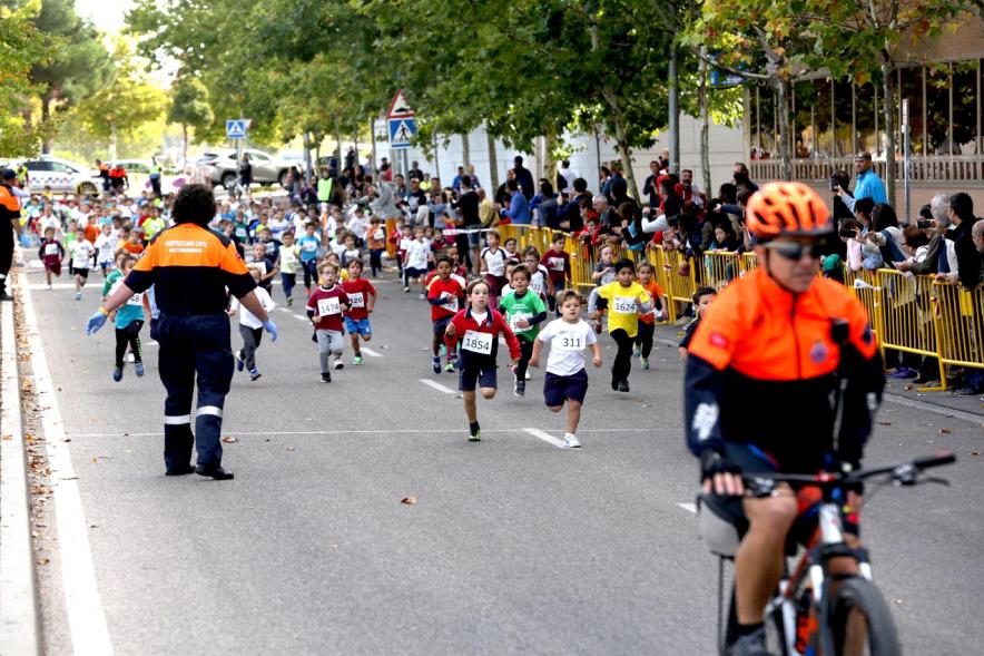 Milla Escolar 2017 - Salida carrera infantil.