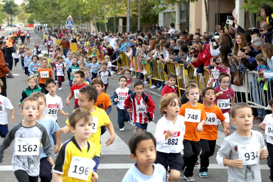Milla Escolar 2016 -  Los corredores.