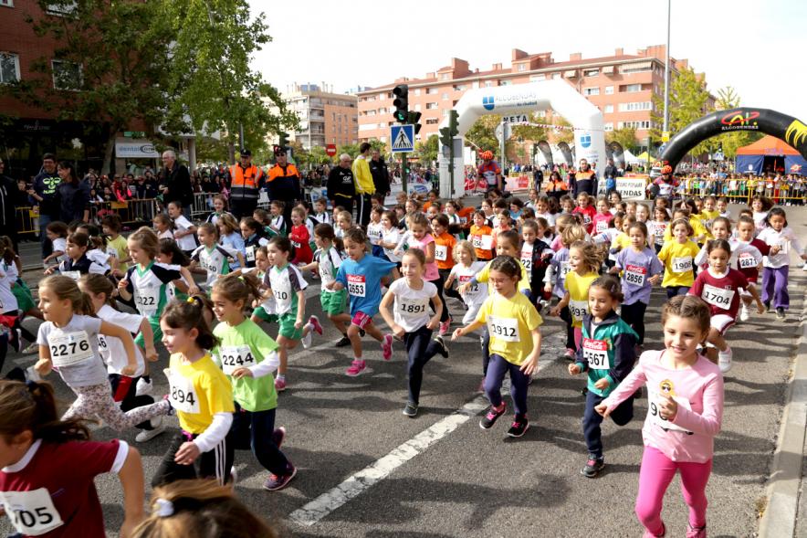 Milla Escolar 2016 - Los corredores.  