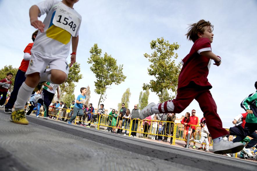 Milla Escolar 2016 - Los corredores. 