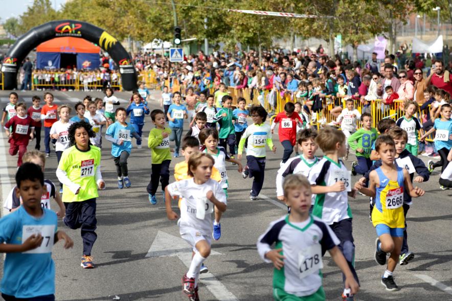Milla Escolar 2016 - Los corredores.  