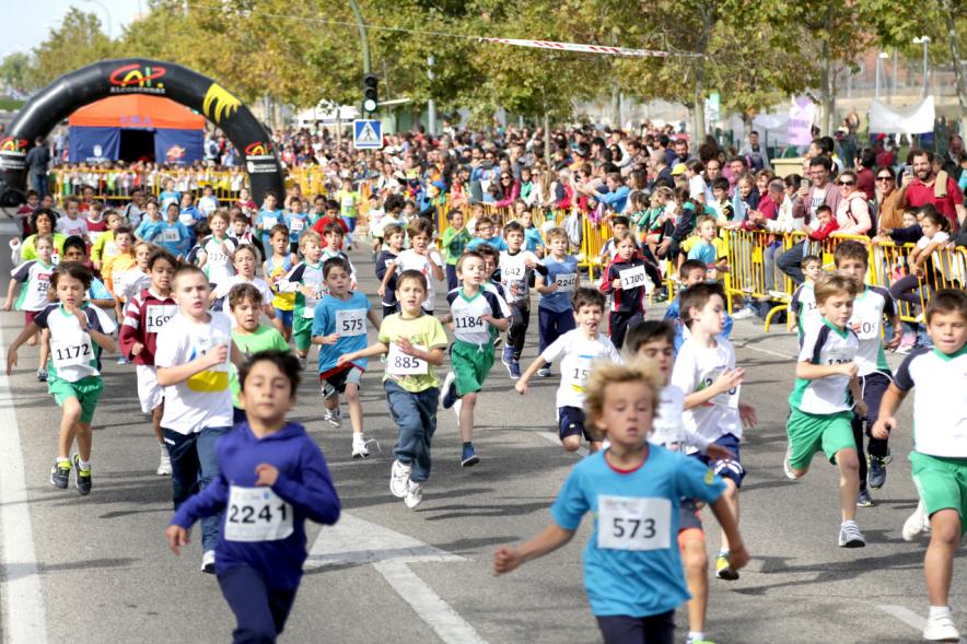 Milla Escolar 2016 - Los corredores.  