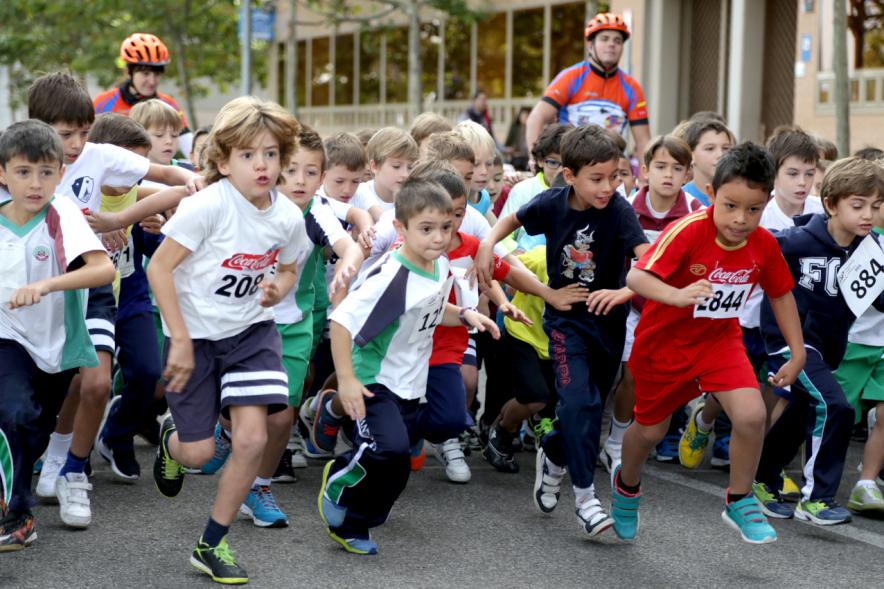 Milla Escolar 2016 - Los corredores.  