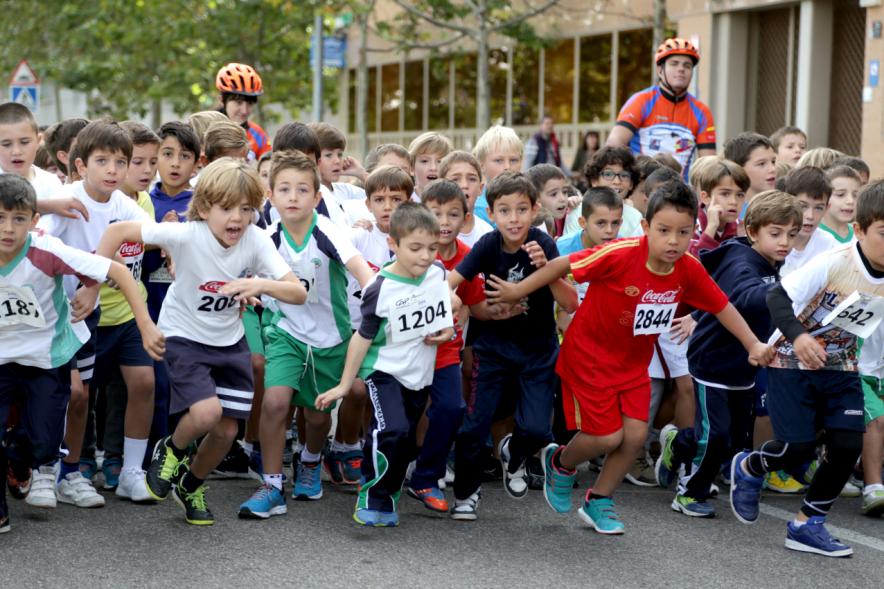 Milla Escolar 2016 -  Los corredores. 