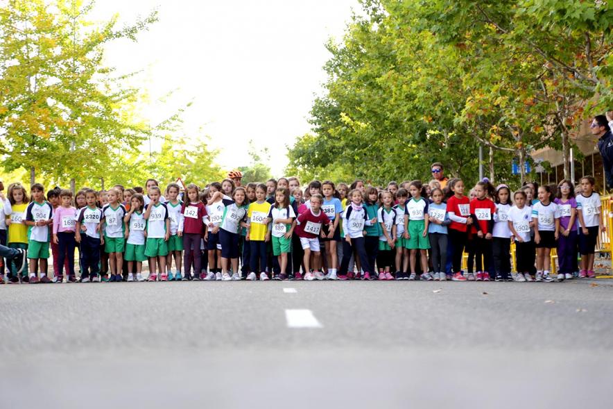 Milla Escolar 2017 - Salida carrera infantil.