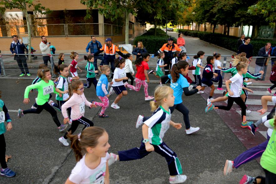 Milla Escolar 2018 - Imagen de los niños corriendo. 