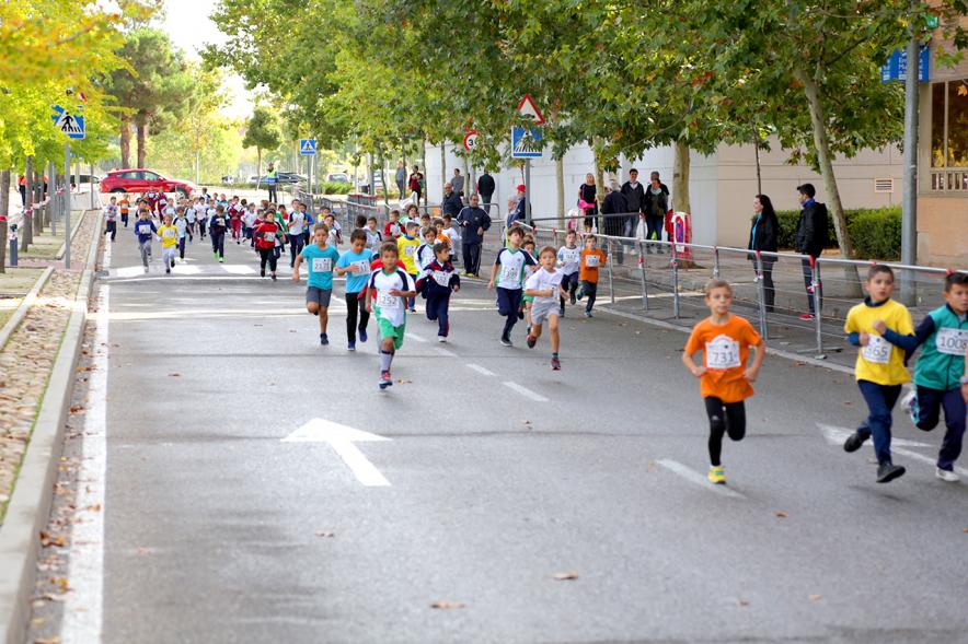 Milla Escolar 2018 - Imagen de los corredores infantiles.