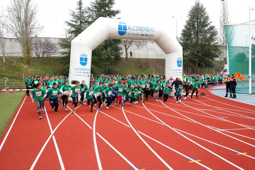 Corredores. Minimaratón Lucha contra el Cáncer - 2020