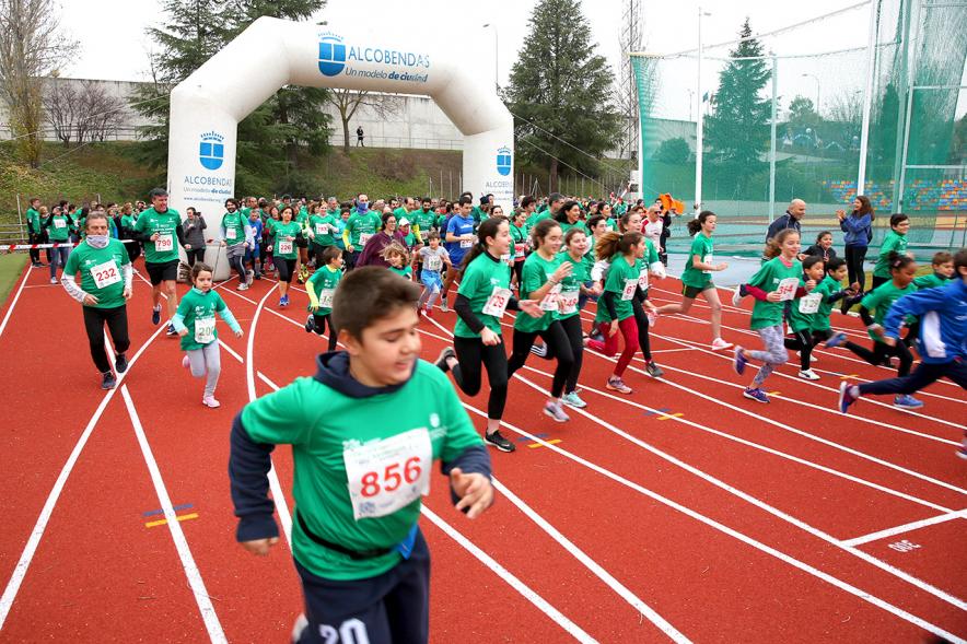 Corredores. Minimaratón Lucha contra el Cáncer - 2020