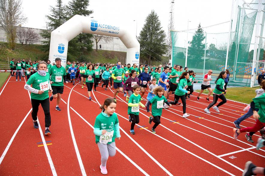 Corredores. Minimaratón Lucha contra el Cáncer - 2020
