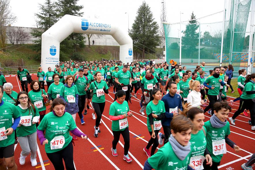 Corredores. Minimaratón Lucha contra el Cáncer - 2020