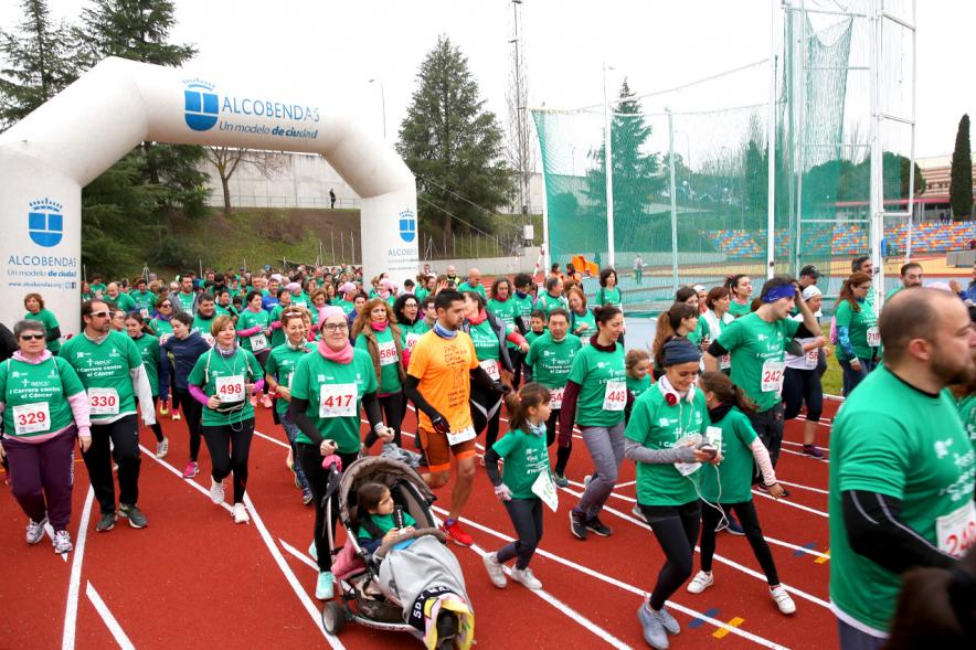 Corredores. Minimaratón Lucha contra el Cáncer - 2020