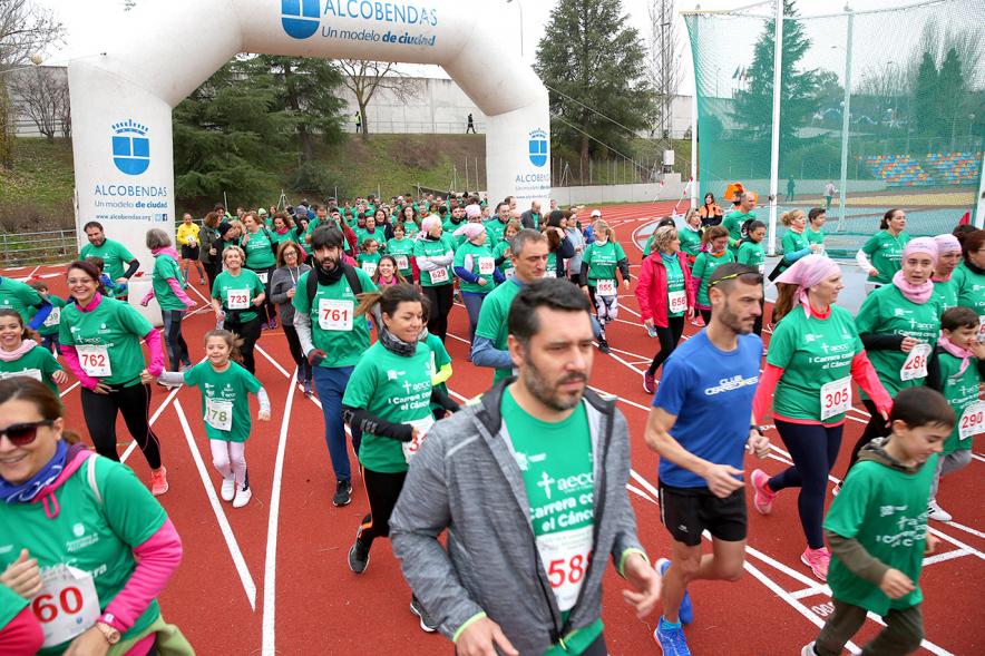 Corredores. Minimaratón Lucha contra el Cáncer - 2020