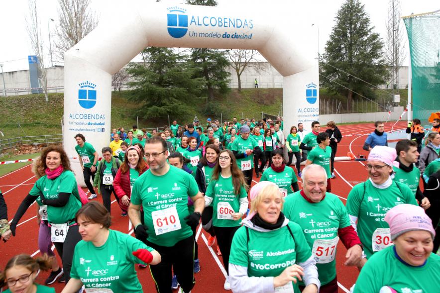 Corredores. Minimaratón Lucha contra el Cáncer - 2020