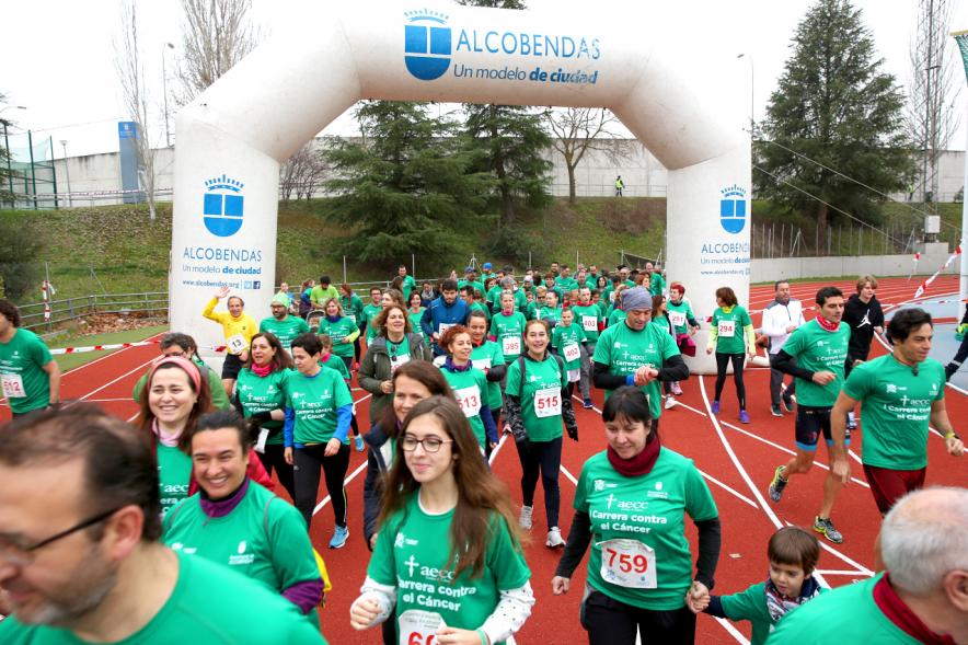 Corredores. Minimaratón Lucha contra el Cáncer - 2020