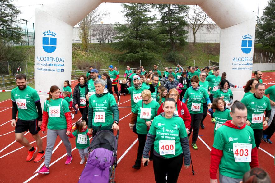 Corredores. Minimaratón Lucha contra el Cáncer - 2020