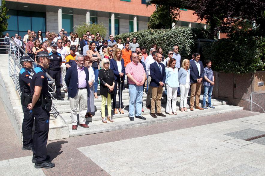 Miembros del consistorio durante el acto