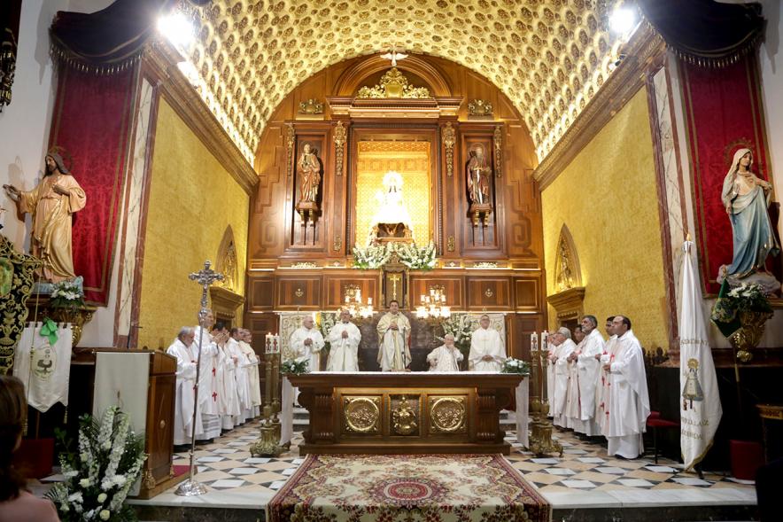 Fiestas Virgen de la Paz 2019 - Misa Mayor de la Paz - Imagen de un momento de la misa Mayor de la Paz que se celebra en la iglesia de San Pedro Apóstol.