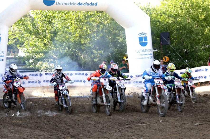 IVº Superenduro de Alcobendas de Motocross -  Salida de la carrera.