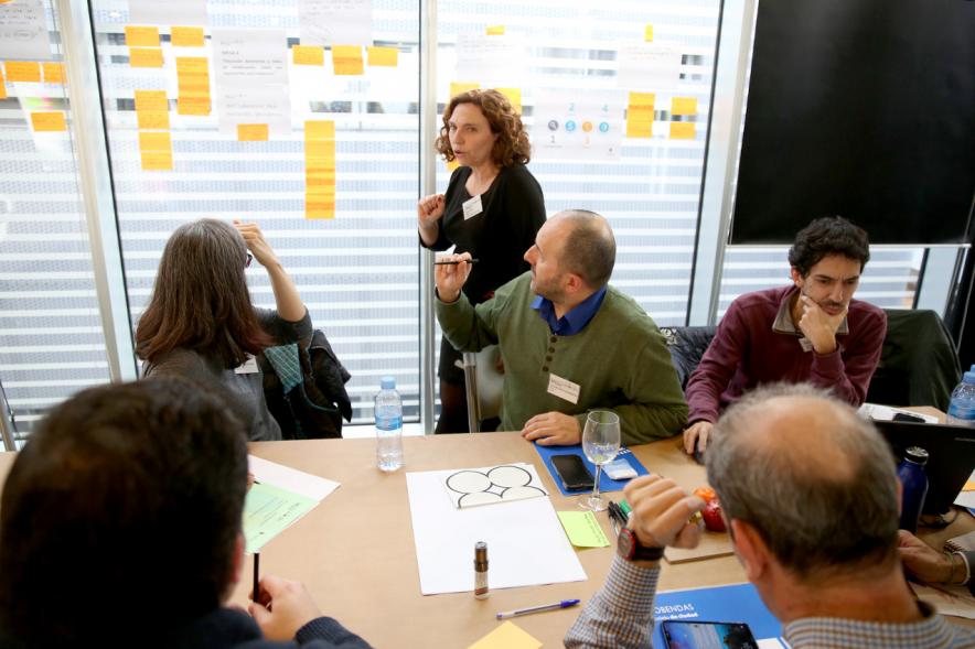 Concejal Ana Sotos Montalvo y participantes a la Jornadas de Laboratorio de Movilidad en Torno a los Centros Escolares - 2020