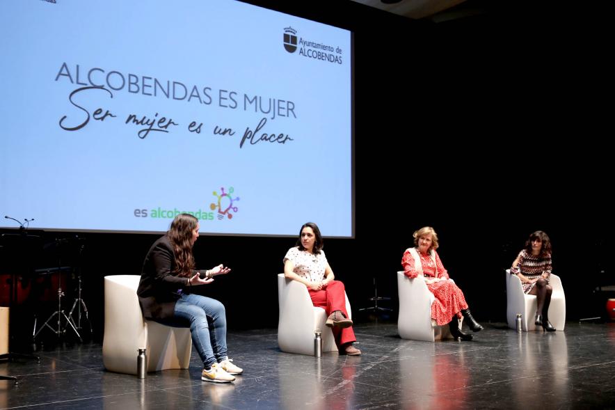 Ponentes en el evento. Día Internacional de la Mujer "Ser Mujer es un Placer" - 2021