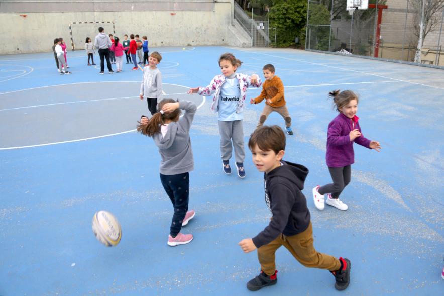 Día Multideportivo por la Integración y la Conciliación - Imagen de unos niños jugando al futbol.