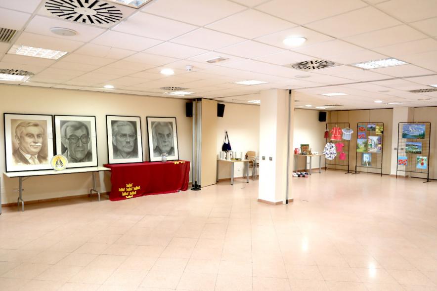 Exposición Semana Cultural Región de Murcia - Imagen vista general de la exposición.
