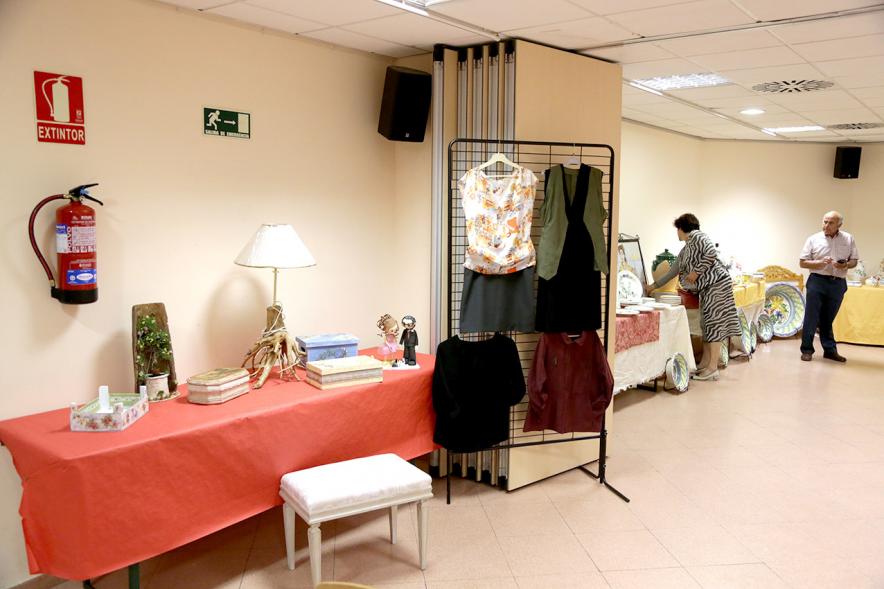 Semana Cultural de la Región de Murcia - Imagen vista panorámica de los diferentes objetos expuestos.