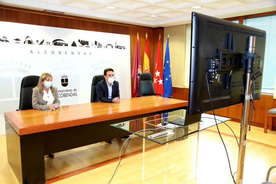 Concejales Roberto Fraire y Mónica Sánchez. Networking Virtual Reconecta Alcobendas -2020